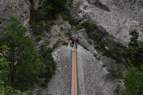 Ponte Nepalese Dolomiti Lucane